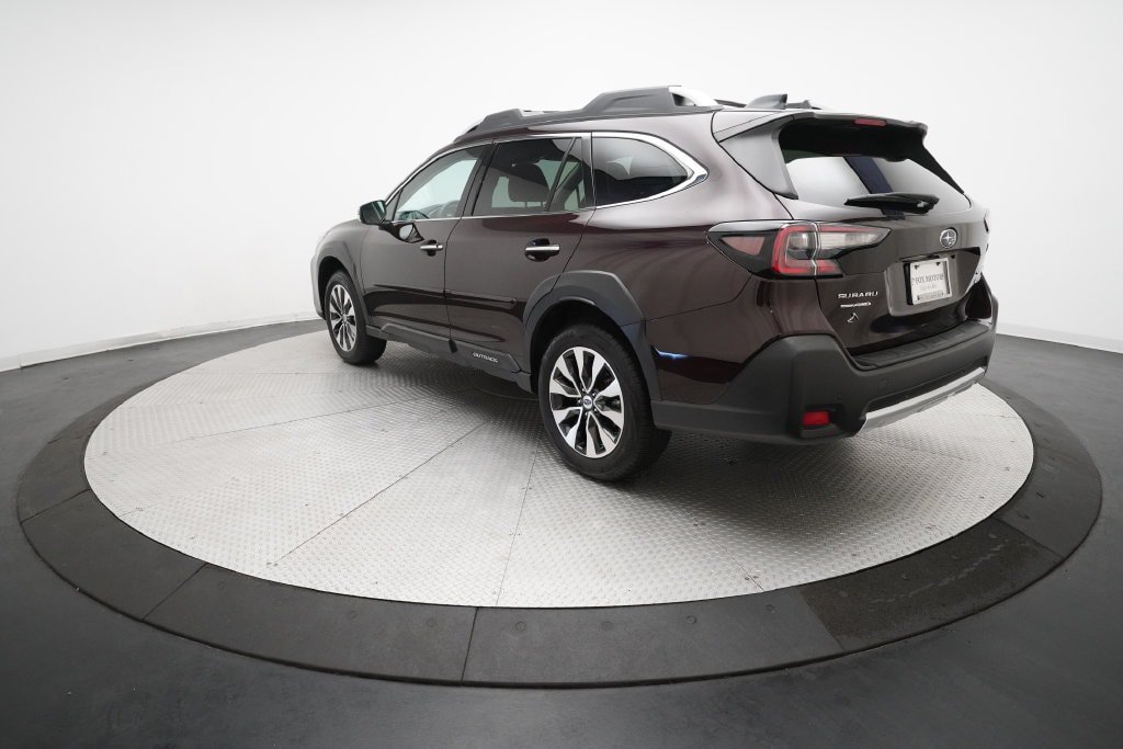 Certified 2024 Subaru Outback Touring XT AWD/4WD image 34