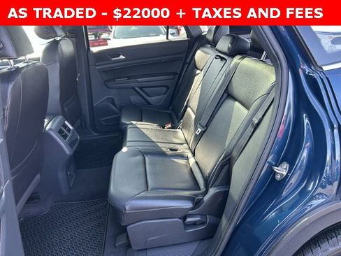Used 2020 Volkswagen Atlas Cross Sport SE w/ Panoramic Sunroof Package image 15