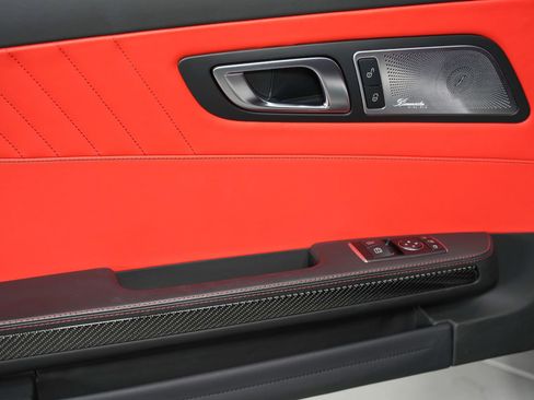 Used 2017 Mercedes-Benz AMG GT Coupe image 40