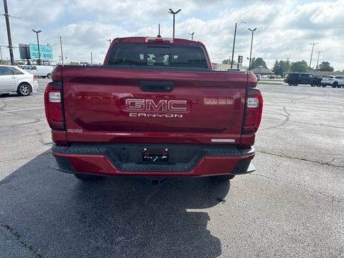 Used 2025 GMC Canyon Elevation w/ Convenience Package AWD/4WD image 4