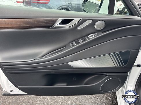 Used 2024 Genesis G80 image 14