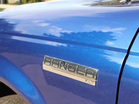 Used 2011 Ford Ranger XLT RWD image 30