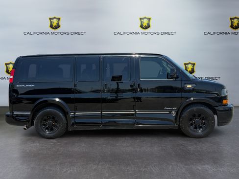 Used 2019 GMC Savana 2500 RWD image 6