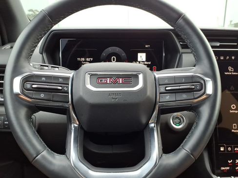 Used 2025 GMC Terrain Elevation AWD/4WD image 19