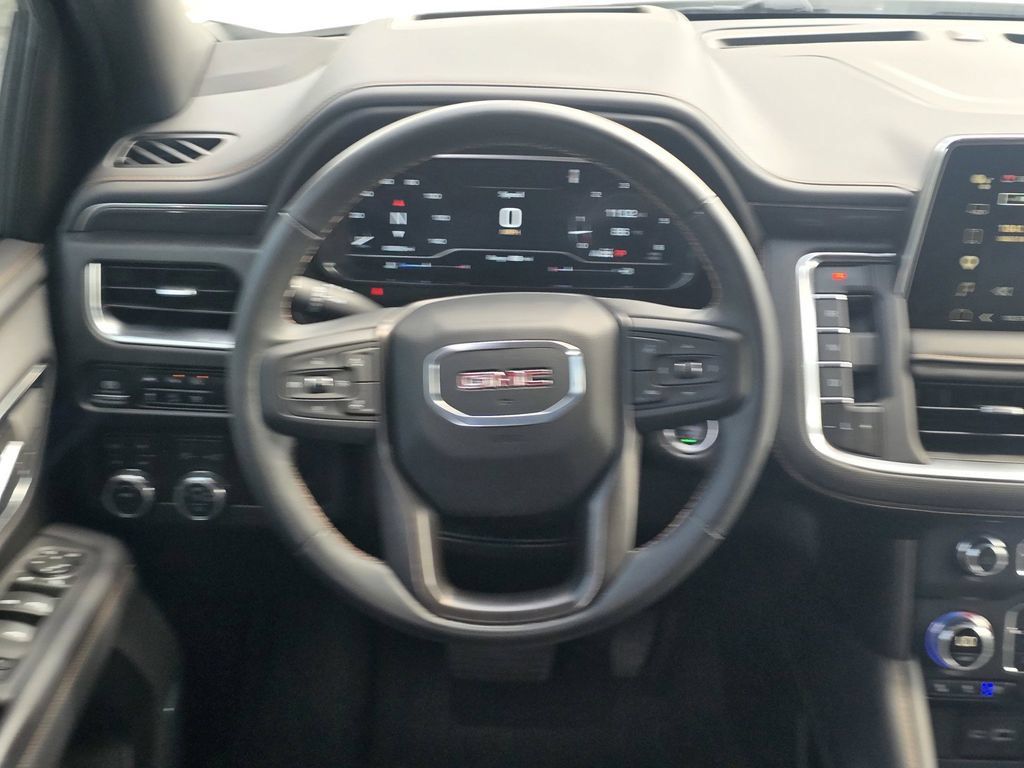 Used 2024 GMC Yukon AT4 w/ Technology Package AWD/4WD image 18