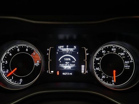 Used 2021 Jeep Cherokee Latitude Lux image 2