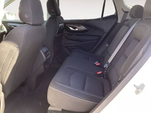 Used 2024 GMC Terrain SLE image 26