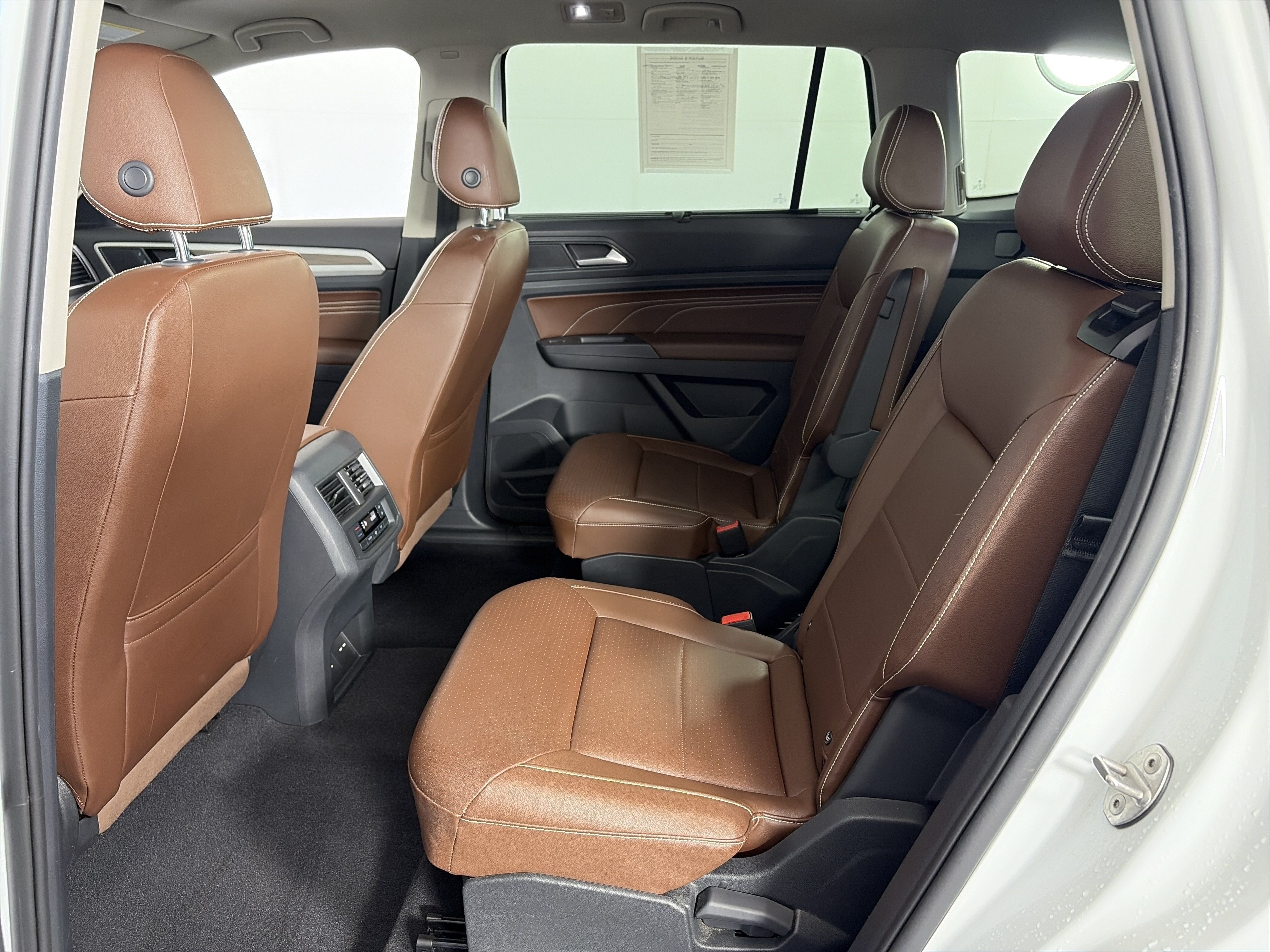 Used 2021 Volkswagen Atlas SEL AWD/4WD image 7