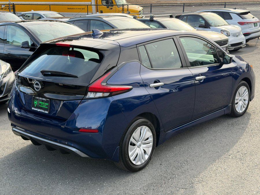 Used 2025 Nissan Leaf S FWD image 5