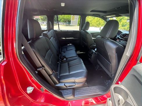 Used 2023 Honda Passport TrailSport image 16
