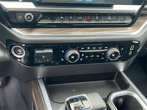 Used 2022 Chevrolet Silverado 1500 RST w/ Convenience Package II image 29