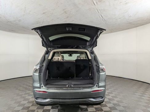 Certified 2023 Buick Enclave Avenir image 10