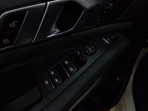 Certified 2023 BMW X5 xDrive45e w/ M Sport Package image 11