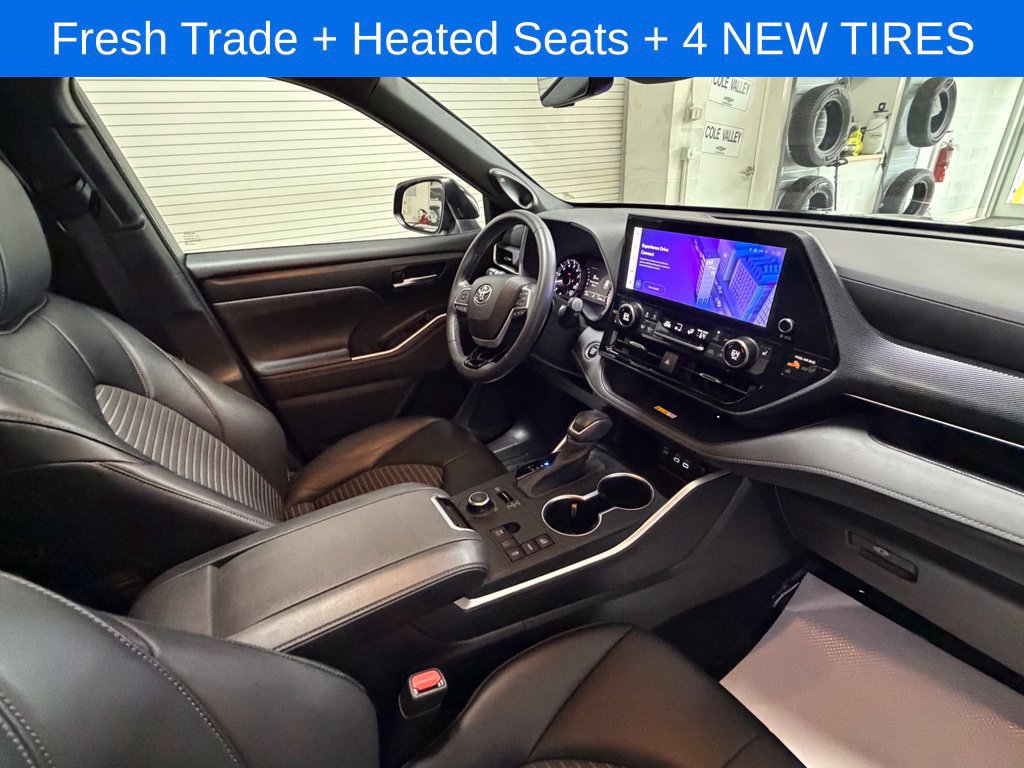 Used 2024 Toyota Highlander XSE AWD/4WD image 24