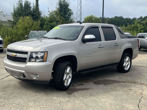 Used 2007 Chevrolet Avalanche LS RWD image 7