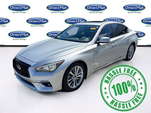 Used 2019 INFINITI Q50 Luxe w/ Essential Package (3.0T Luxe) image 3