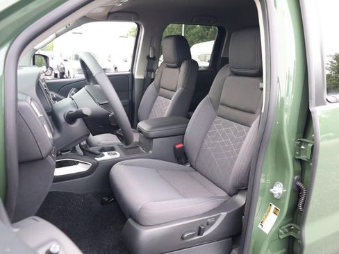 New 2026 Nissan Frontier SV w/ SV Convenience Package AWD/4WD image 7