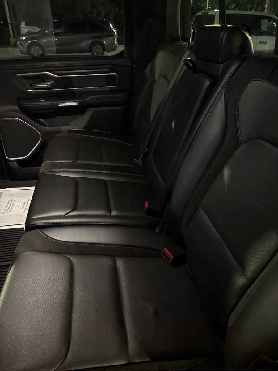 Used 2023 RAM 1500 Laramie AWD/4WD image 29