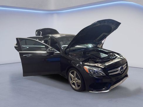Used 2016 Mercedes-Benz C 300 4MATIC Sedan image 9