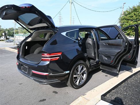 Used 2025 Genesis GV80 2.5T Select image 15