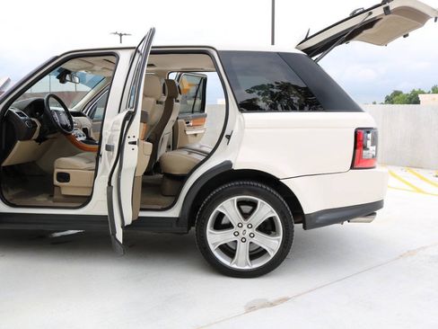 Used 2010 Land Rover Range Rover Sport Supercharged AWD/4WD image 20