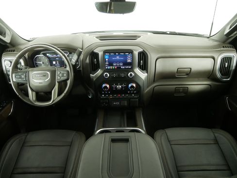 Used 2021 GMC Sierra 3500 Denali w/ Denali Ultimate Package AWD/4WD image 17