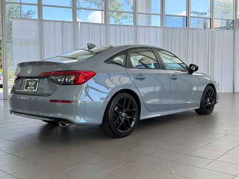 Used 2024 Honda Civic Sport image 9
