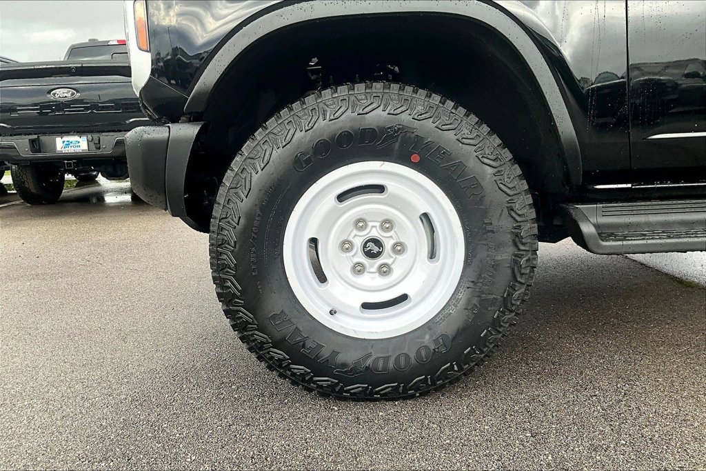 New 2026 Ford Bronco Heritage Edition AWD/4WD image 12