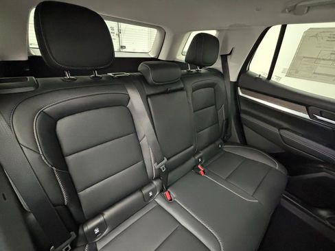 New 2026 GMC Terrain Denali w/ LPO, Floor Liner Package image 39