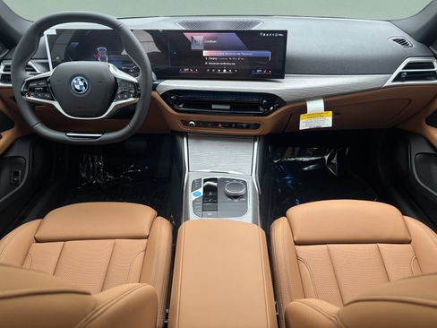 Used 2026 BMW i4 eDrive40 w/ Parking Assistance Package RWD image 7