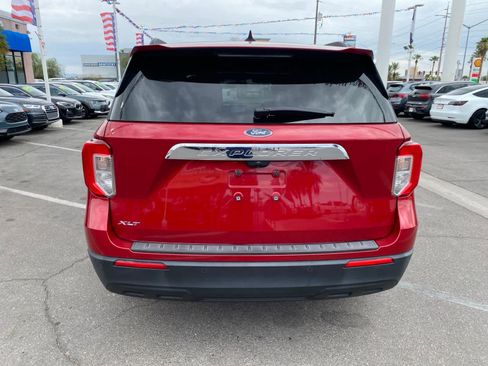 Used 2022 Ford Explorer XLT RWD image 7