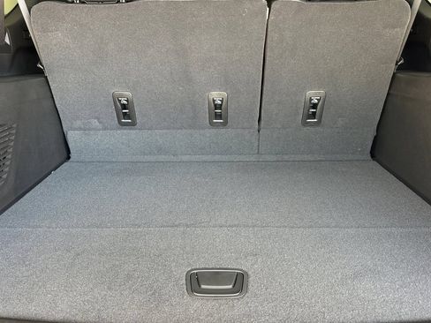 New 2026 GMC Yukon XL Denali w/ Sun & Power Step Package AWD/4WD image 17