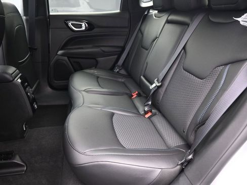 New 2026 Jeep Compass Latitude image 29