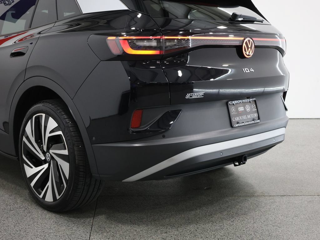 Used 2025 Volkswagen ID.4 Pro S Plus AWD/4WD image 10