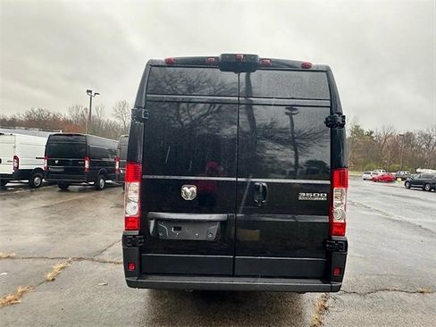 New 2026 RAM ProMaster 3500 w/ Quick Order Package 22G SLT image 8