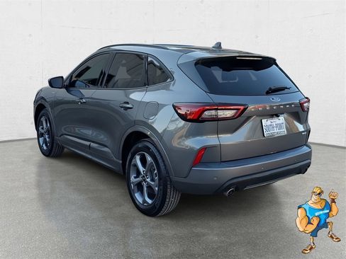 Used 2023 Ford Escape ST-Line w/ Tech Pack #1 image 7