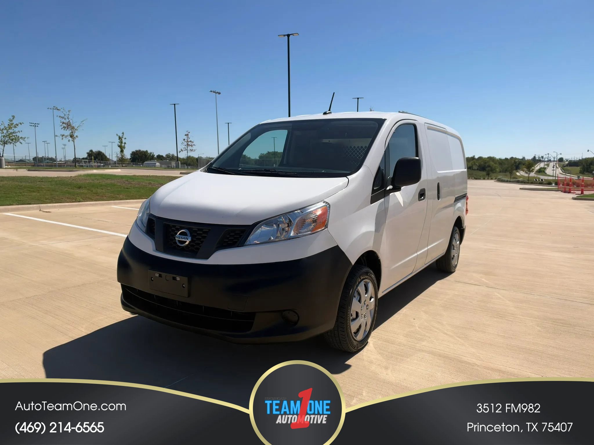 Used 2021 Nissan NV200 S FWD image 1