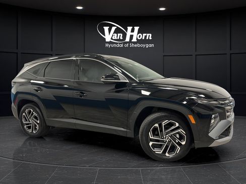 Used 2025 Hyundai Tucson Limited AWD/4WD image 1