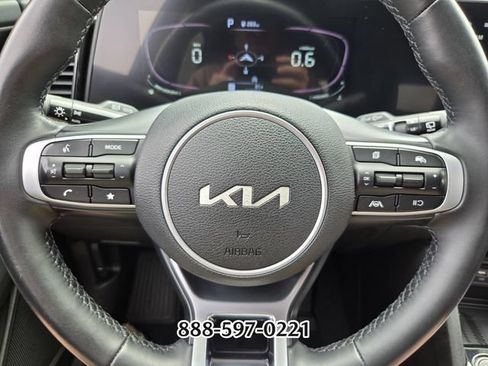 Used 2023 Kia Sportage EX FWD image 26