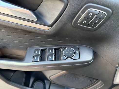 Used 2020 Ford Escape SEL AWD/4WD image 23