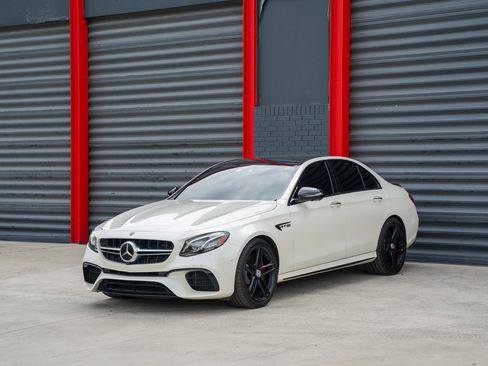 Used 2019 Mercedes-Benz E 63 AMG S image 1