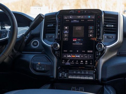 New 2026 RAM 3500 Big Horn AWD/4WD image 17