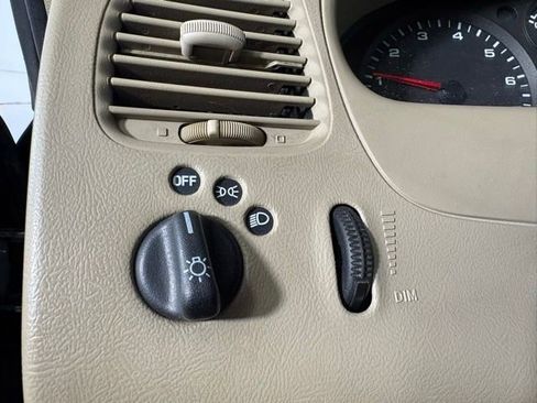 Used 2005 Ford Ranger FX4 image 19