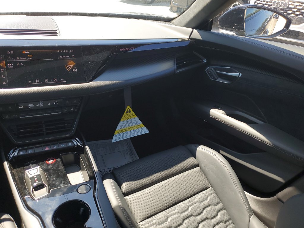 New 2026 Audi RS e-tron GT performance AWD/4WD image 25