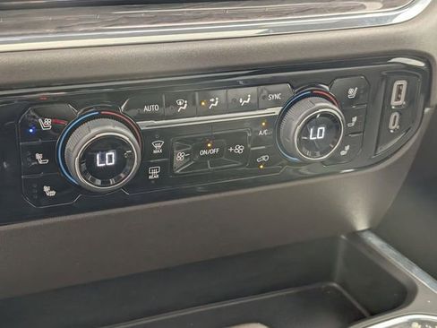 Used 2024 Chevrolet Silverado 1500 LTZ w/ LTZ Premium Package AWD/4WD image 24