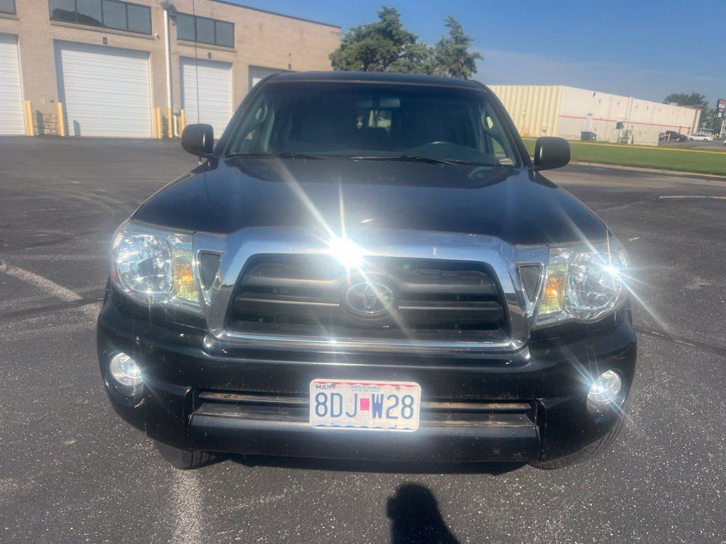 Used 2007 Toyota Tacoma PreRunner RWD image 3