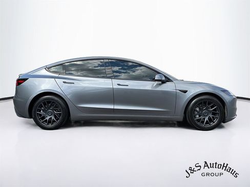 Used 2025 Tesla Model 3 Long Range AWD/4WD image 8