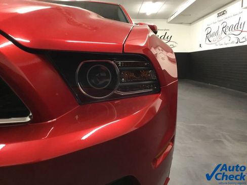 Used 2013 Ford Mustang Premium RWD image 25