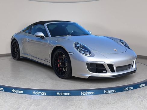 Used 2019 Porsche 911 Targa 4 GTS AWD/4WD image 4