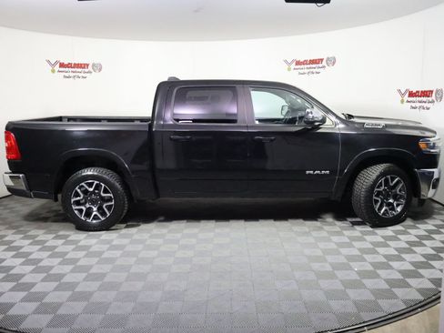 Used 2025 RAM 1500 Laramie AWD/4WD image 3